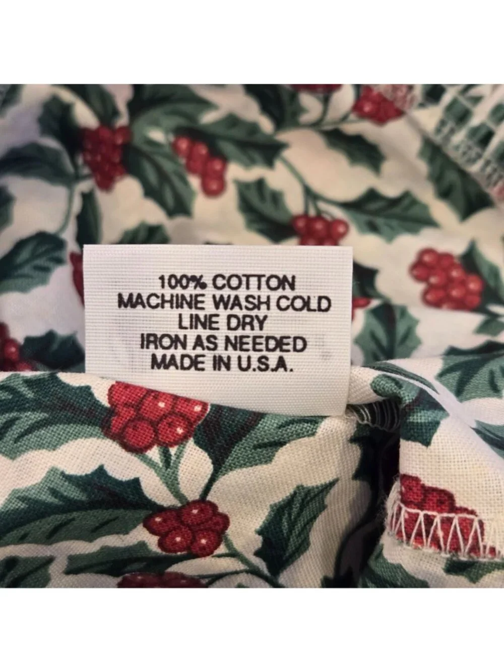 Longaberger Traditional Holly Christmas 100% Cotton Square Fabric Basket Liner